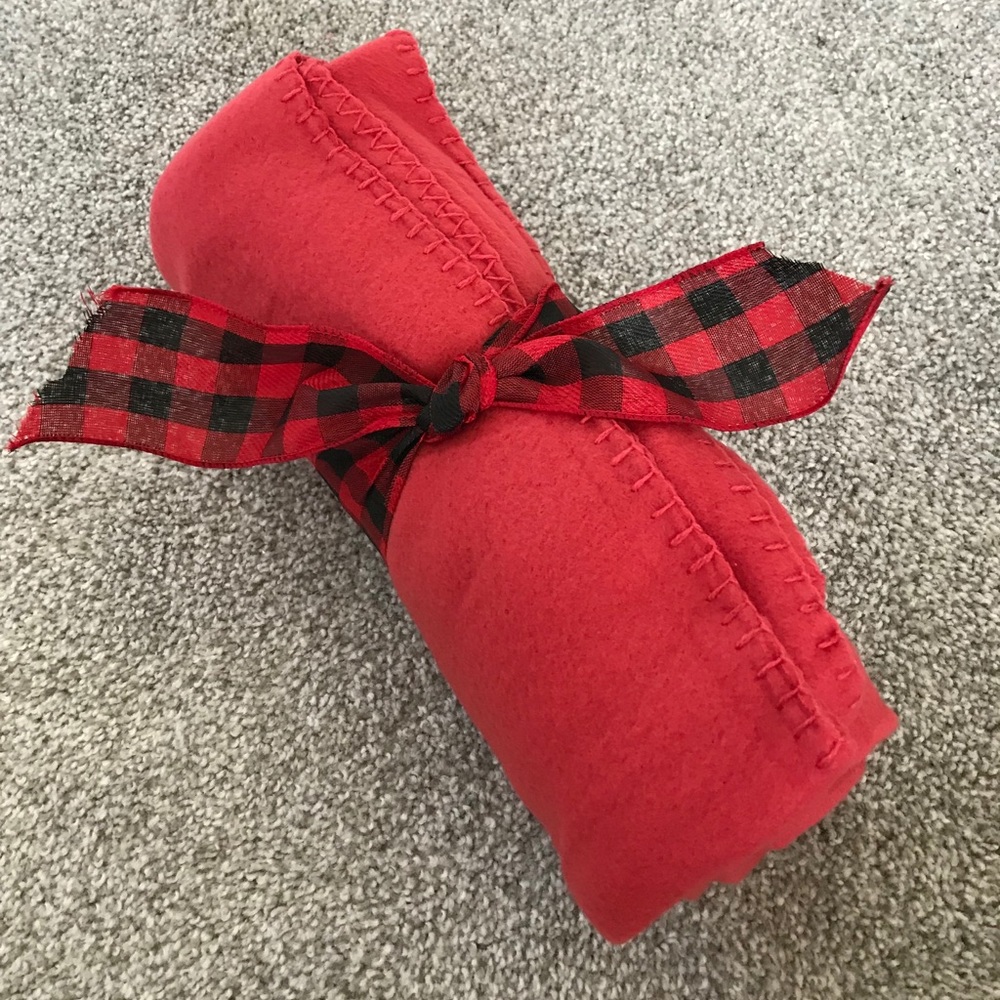 Red throw never used